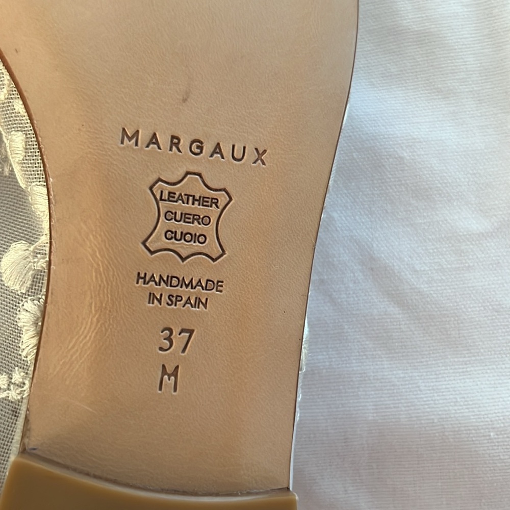 BRAND NEW MARGAUX “THE POINTE” IVORY LACE BALLET FLAT SHOES - Picture 6 of 8